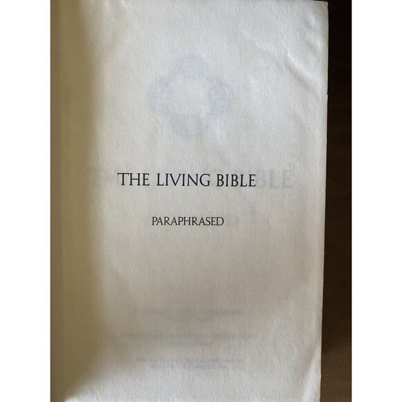 The Living Bible Paraphrased Tyndale House Padded Hardcover 20th Printing 1973 - Picture 2 of 6